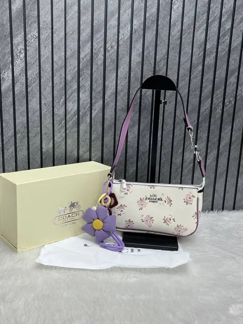 Coach Nolita 19 Highend With OriginalMagnetBox Flowercharm