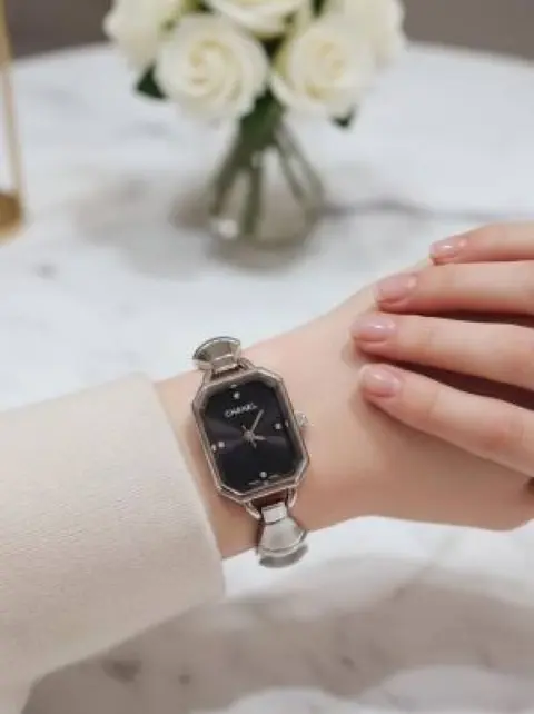 Chanel WATCH 158