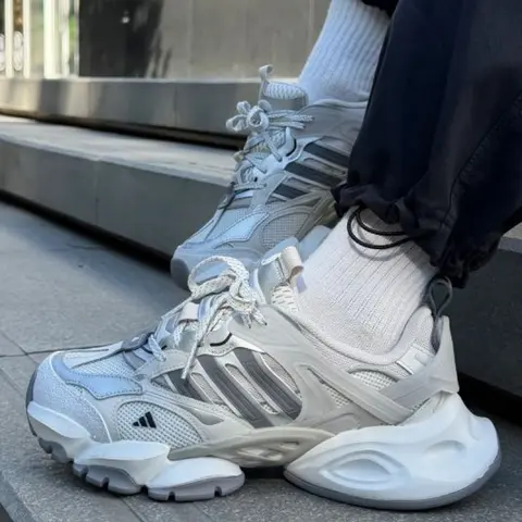 Adidas XLG RUNNER DELUX GREY SILVER WHITE