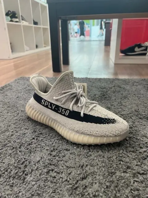 Adidas Yeezy 350 V2 Slate semi UA With Full Accessories
