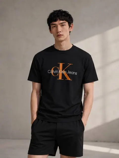 Calvin Klein Premium Round Neck T-Shirt 2809