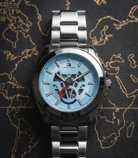 Tommy Hilfigar automatic skeleton