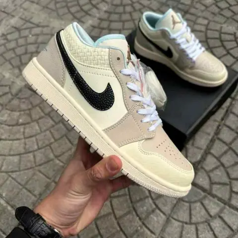 Nike jordan 1low se sanddrift glacier blue