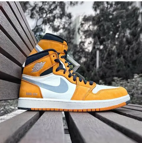 Air Jordan 1 High Element Goretex Light Curry