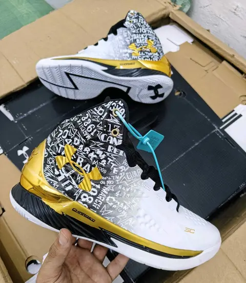 Underr Armour Curry 1 MVP Trophy Gold