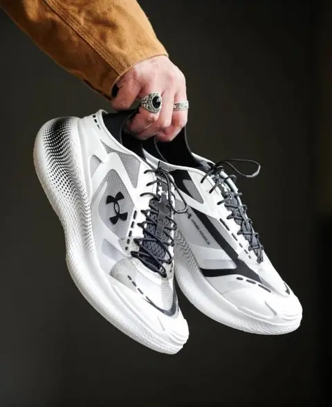 Underr Armour Echo SlipSpeed White
