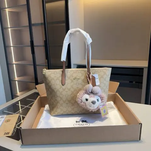 Coach Light-Ap-Br Fiona Top ZipperTote With OriginalBox TeddyDisneyCharm DustCoverPacking