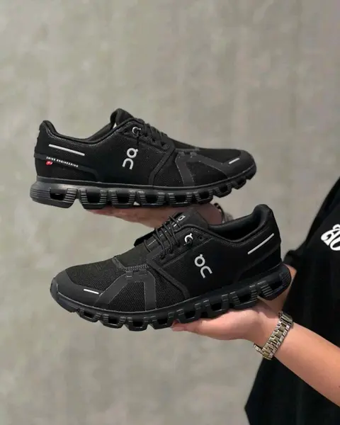 On Running Cloud 6 Waterproof Full Black 1272