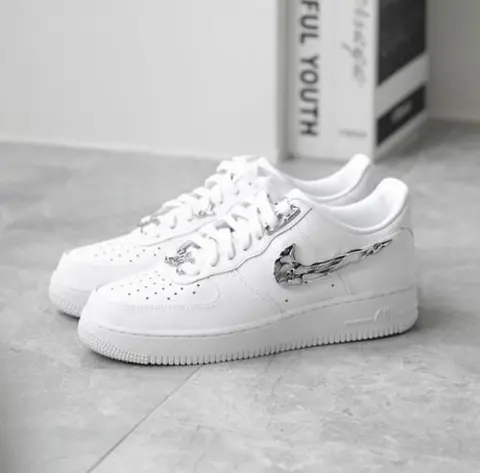 Nike Airforce 1 low molten metal...