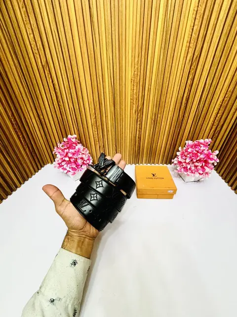 64 LV LOIUS VUTTON PREMIUM QUALITY REVERSIBLE BELT