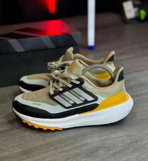 Adiddass. UltraBoost Light Cold Rdy Wonder Beige Flash Orange