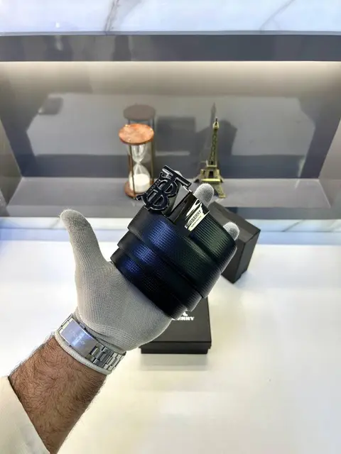 Burberry Glossy Black Reversible Belt Fa 404