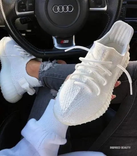 Adidas Yeezy Boost 350 V2 Oreo Triple White With Full Accessories SEMI UA