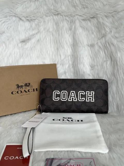 Coach 9-2 Premium quality zipper Wallet With Box Tags DustCover Highend Qualitu