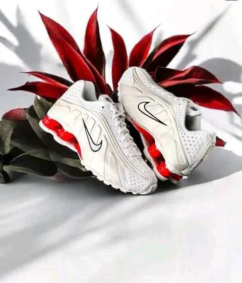 Nike Shox R4 White Red Phantom