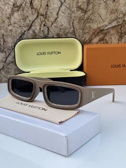 Louis Vuitton 6190 brown