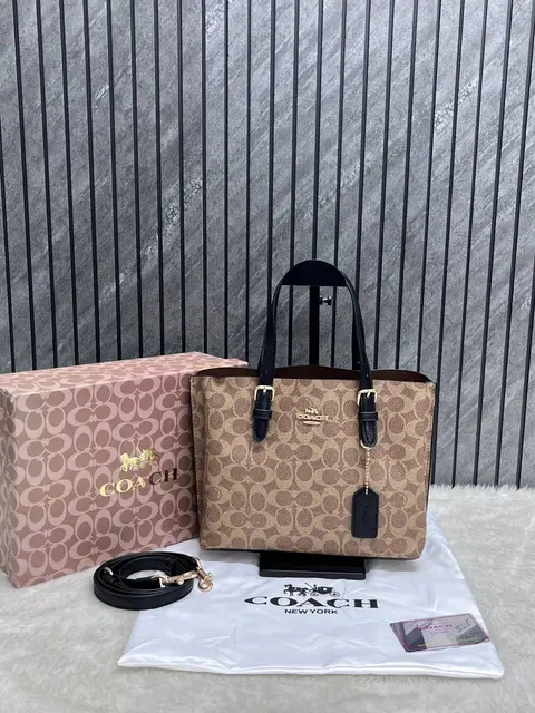 Coach Mollie 25 Tote Premium Highend With OriginalBox Packing