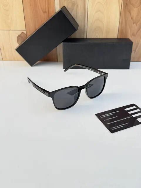 Tommy hilfigar black