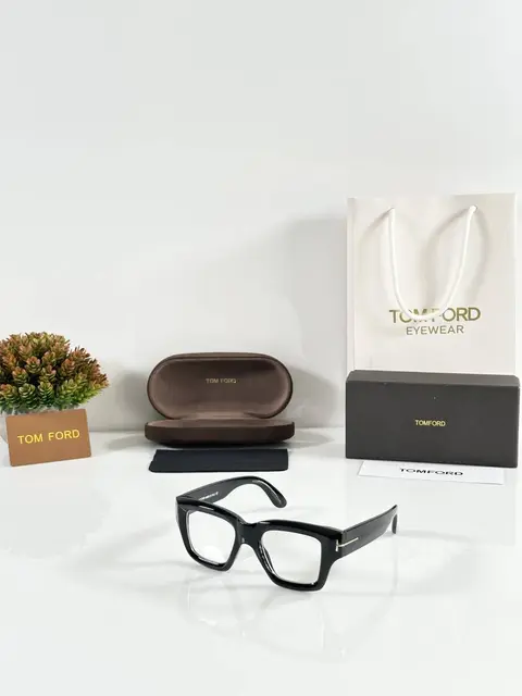 Tomfor 184 Black Frame
