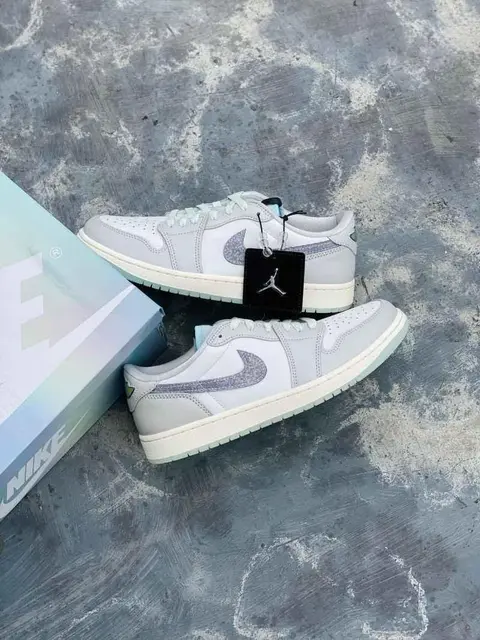 Nike aj retro 1 year of snake