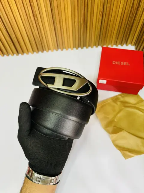 04 DIESAL PREMIUM QUALITY REVERSIBLE BELT WITH BOX