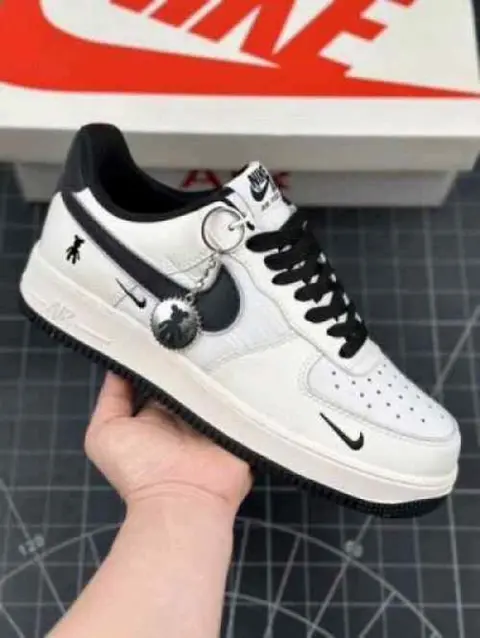 Nike Airforce 1 07 Low Violent Bear Joint Linen Beige Black Sneaker