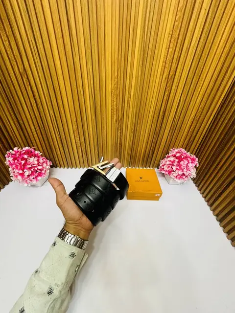 65 LV LOUIIS VUITTON PREMIUM QUALITY REVERSIBLE BELT