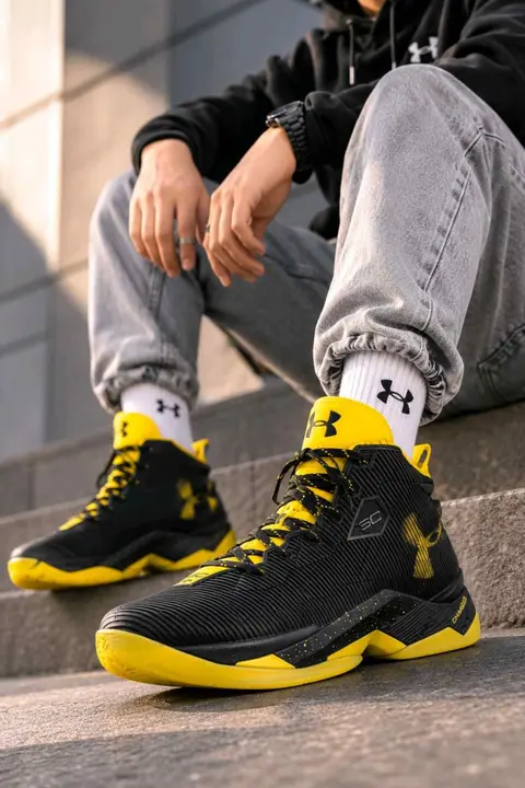 Underr Armour Curry 2.5 Taxi 2593