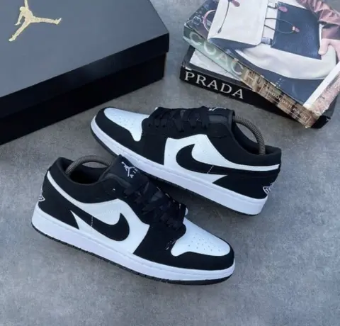 Air jordan 1 low Panda Black white