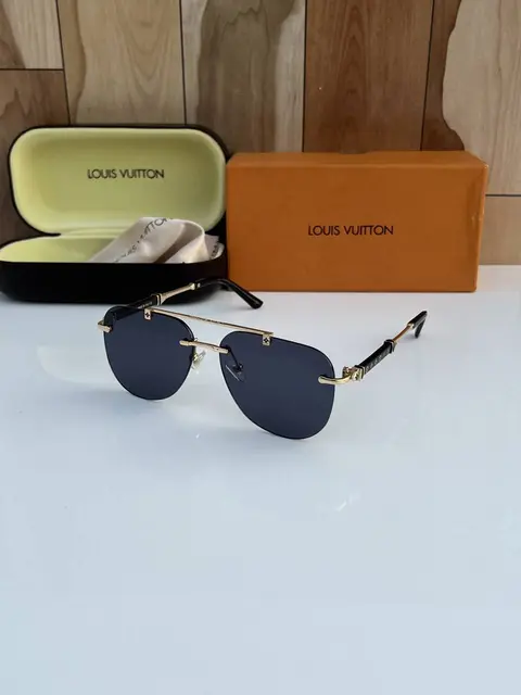 Louis Vuitton 3151 gold black