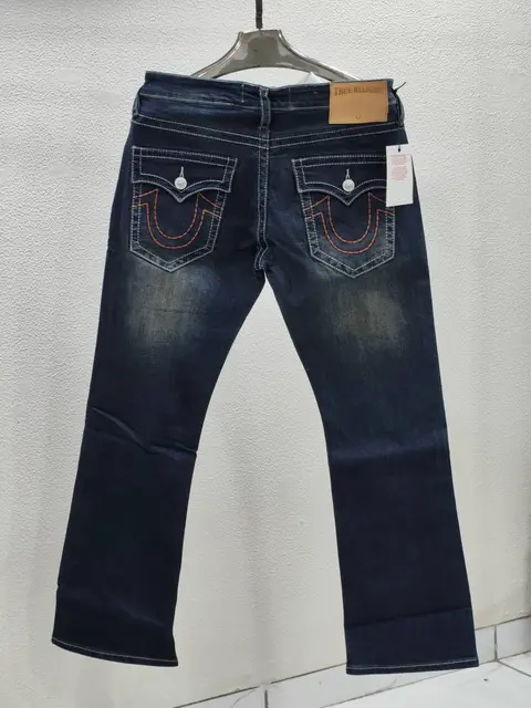 TRUE RELIGION IMPORTED STORE ARTICLE JEANS