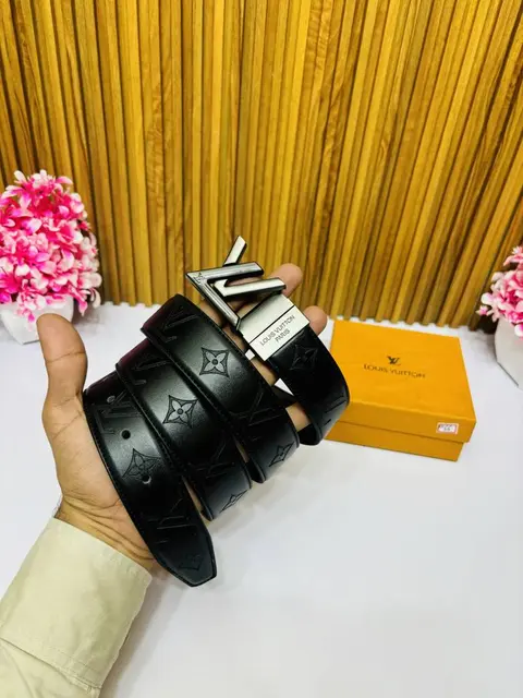 66 LV LOUIIS VUITTON PREMIUM QUALITY REVERSIBLE BELT