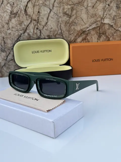 Louis Vuitton 6190 green