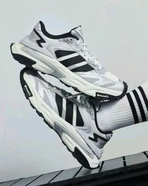 Adidas XLG STORM EDGE WHITE BLACK