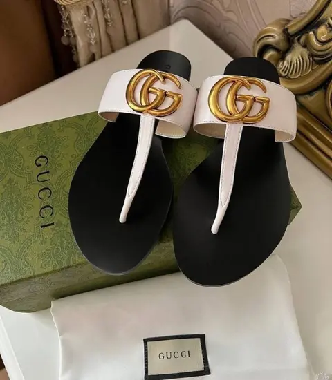 Gucci GG White Thong Sandals For Her With Original Box And Dustcover