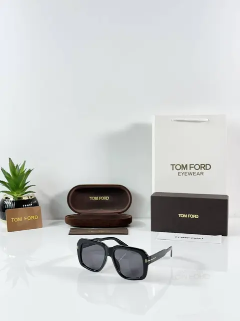 Tomfor 6031 Black