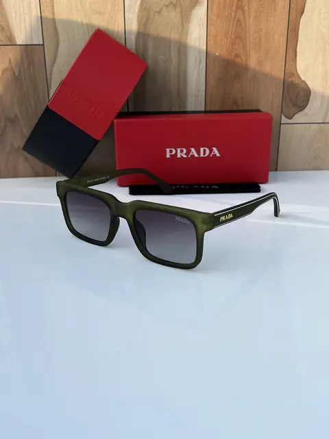 Prada 25 green