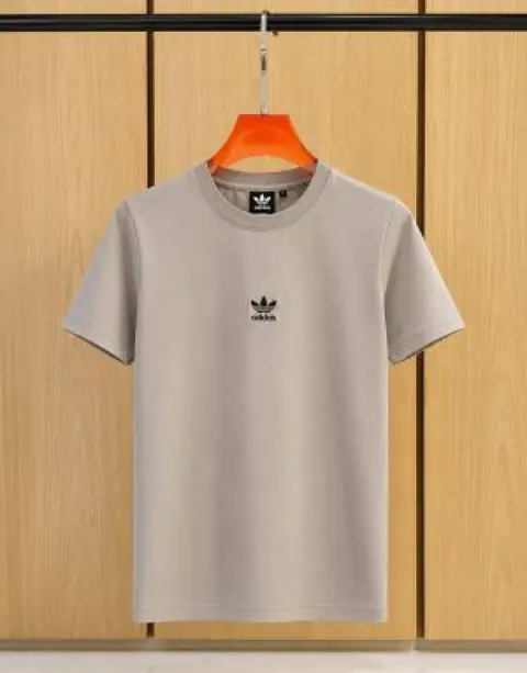 Adidas IMPORTED STORE ARTICLE T-SHIRTx