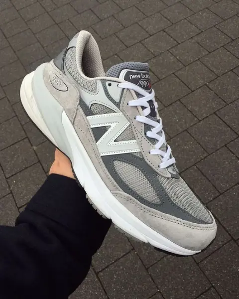 990 Grey Running Shoes