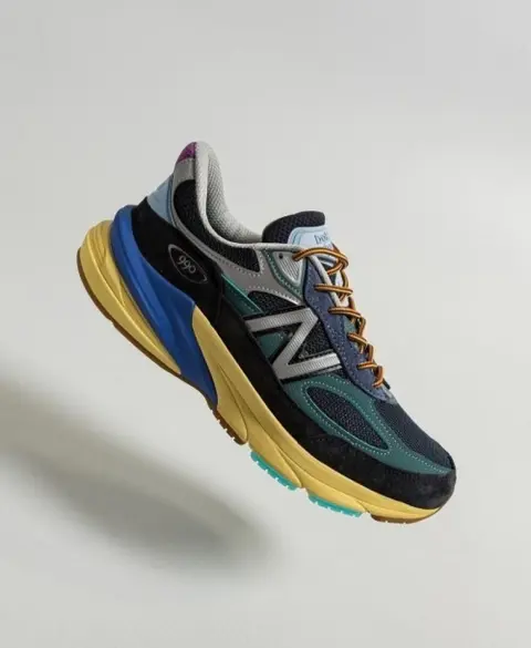 990V6 Lapis Lazuli