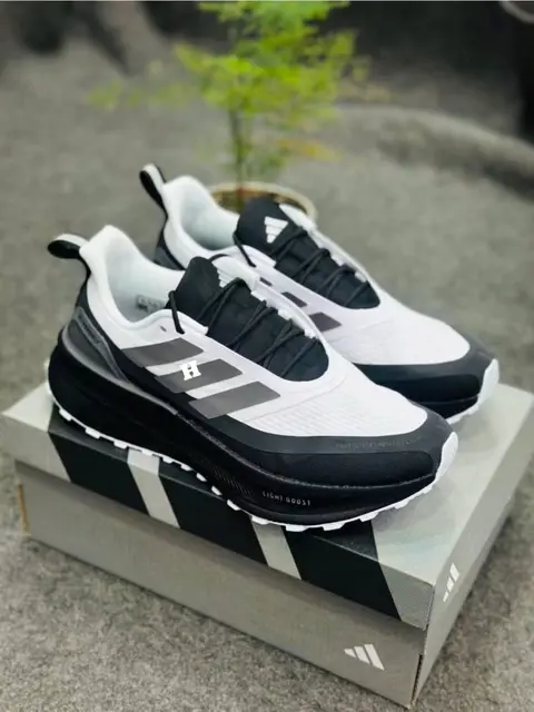 Adidas Ultraboost 5 TR White Black