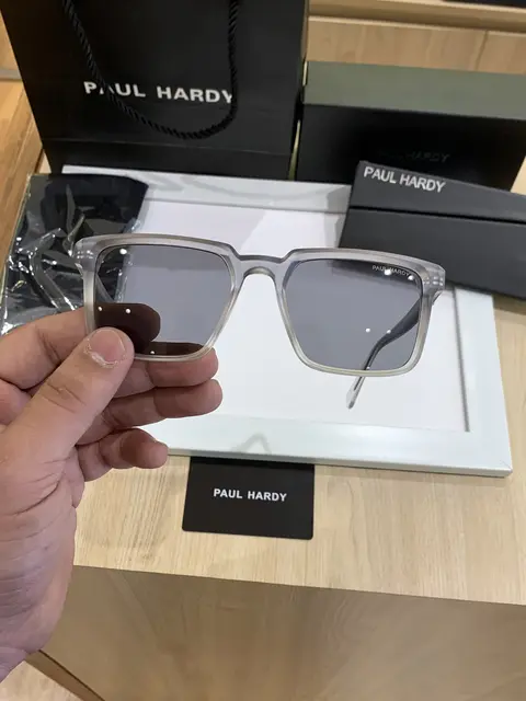Paul hardy 3222 grey white