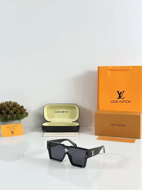 LV 6007 Black